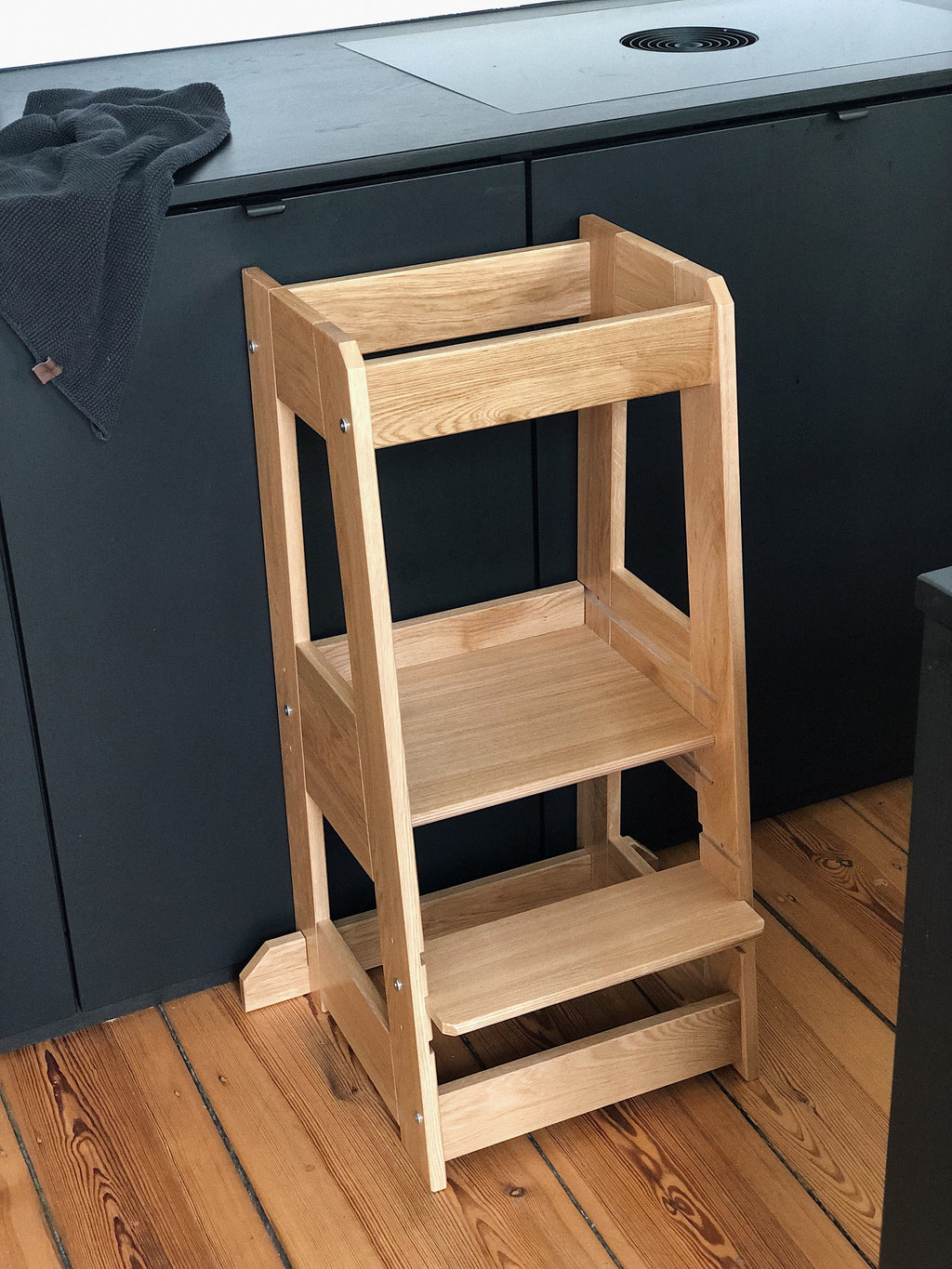 Lernturm Felix - Learning tower - Holz Eiche | tiSsi® by Schmatzepuffer® "personalisierbar"