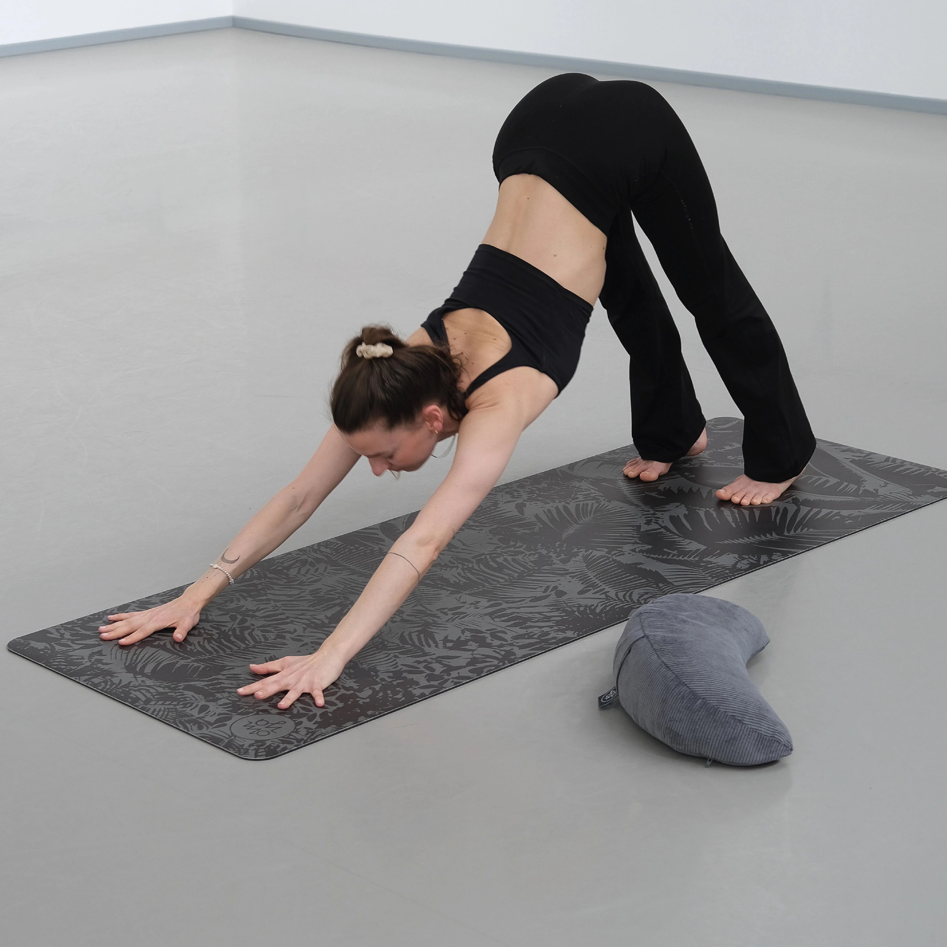 Advanced Grip Yogamatte - Dark Botanic