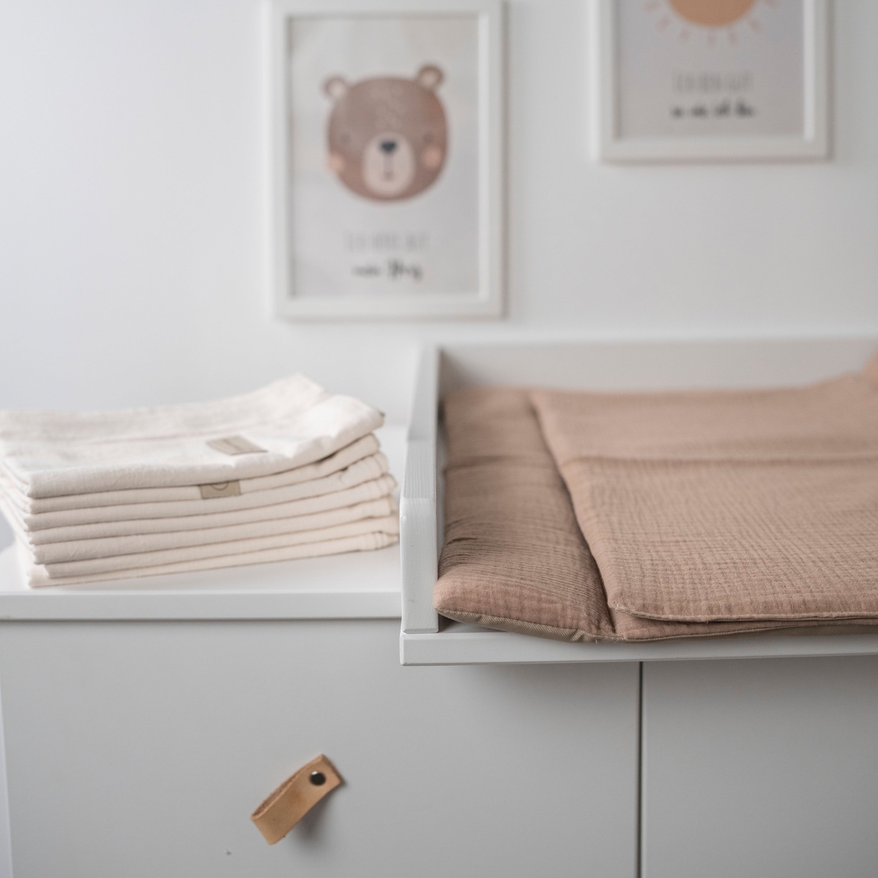 Wickelauflage Musselin mit Unterlage – natürlich & kuschelig für dein Baby