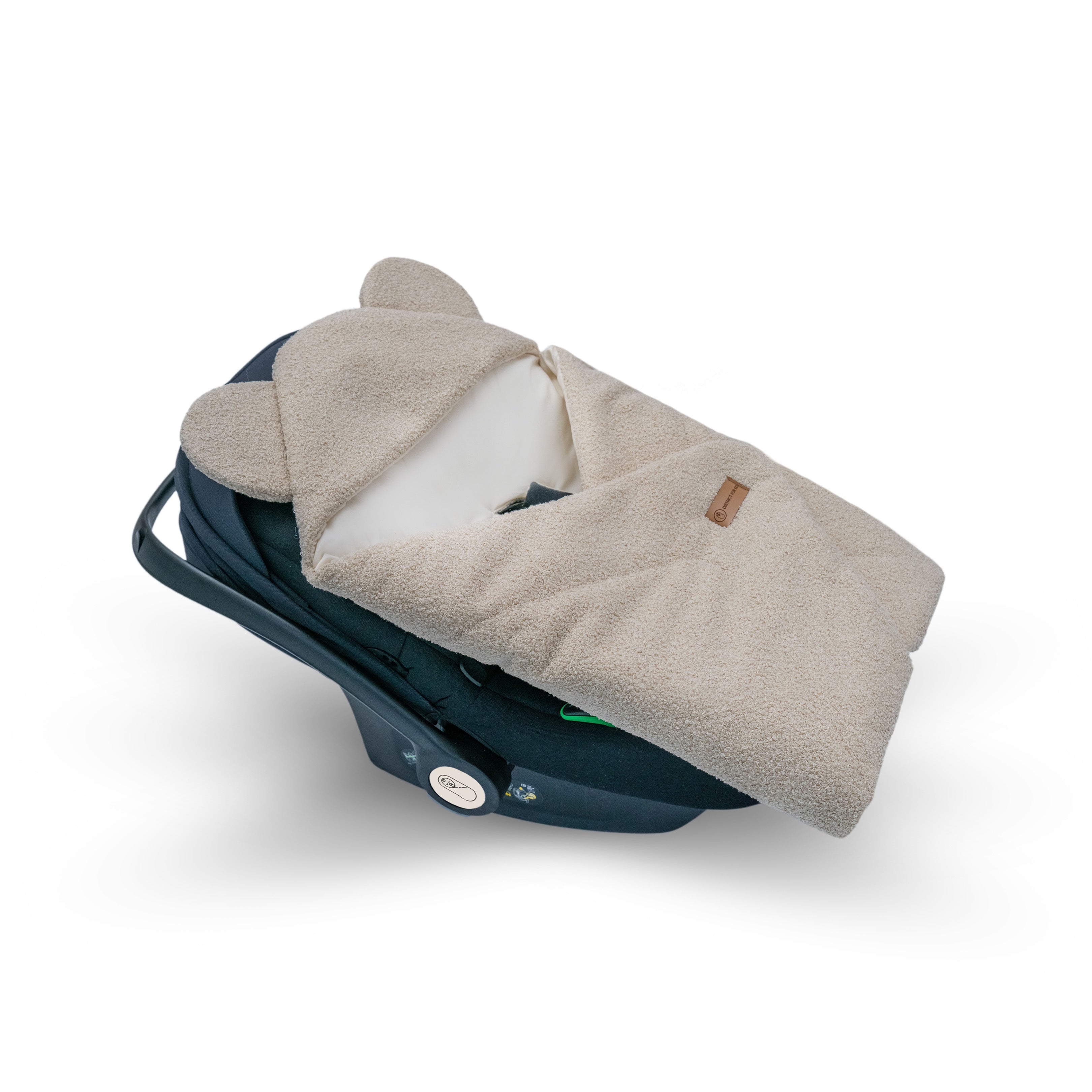 Einschlagdecke Teddystoff Boucle Teddyohren  – ideal für jede Autoschale