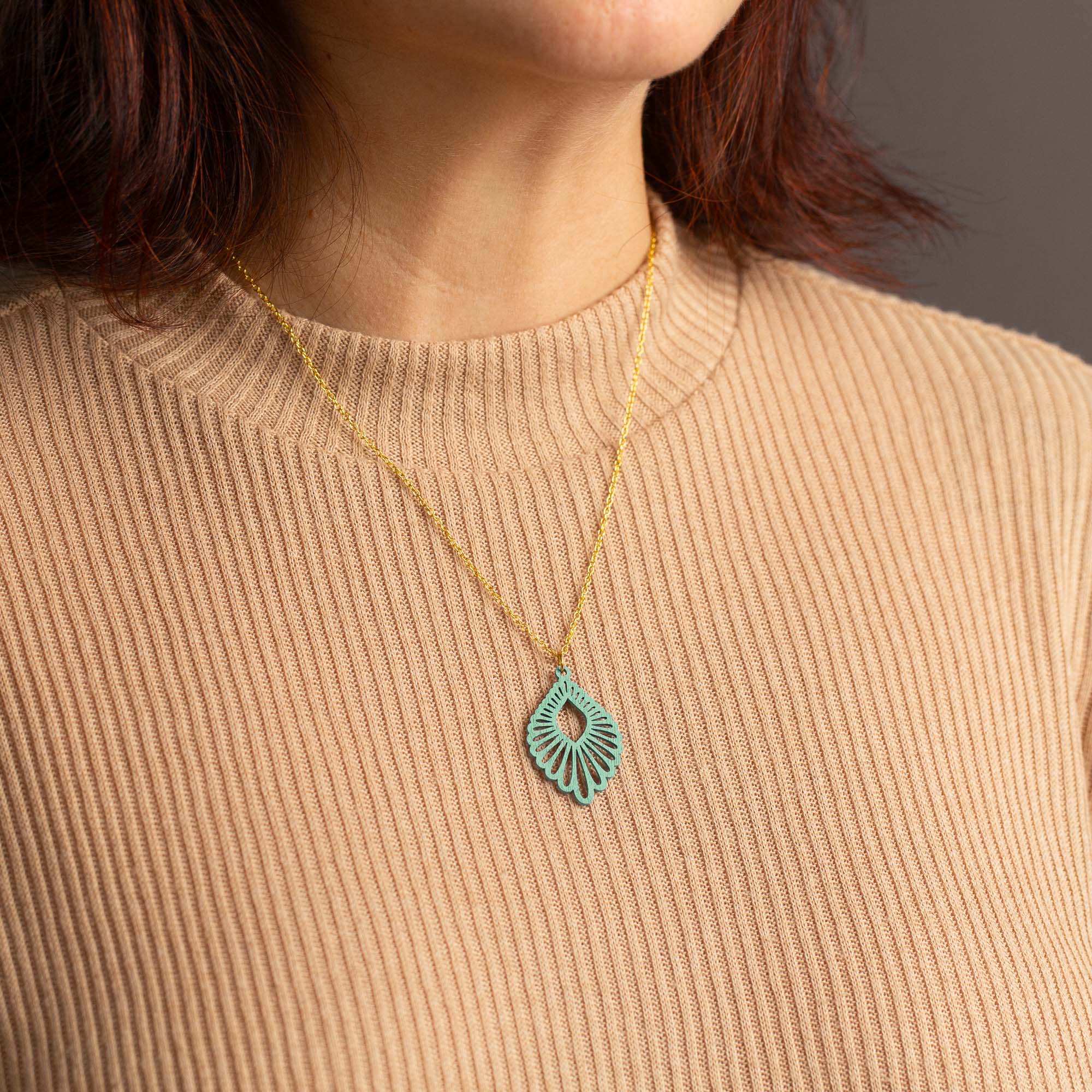 Halskette mit Holzanhänger - 'Mindful'