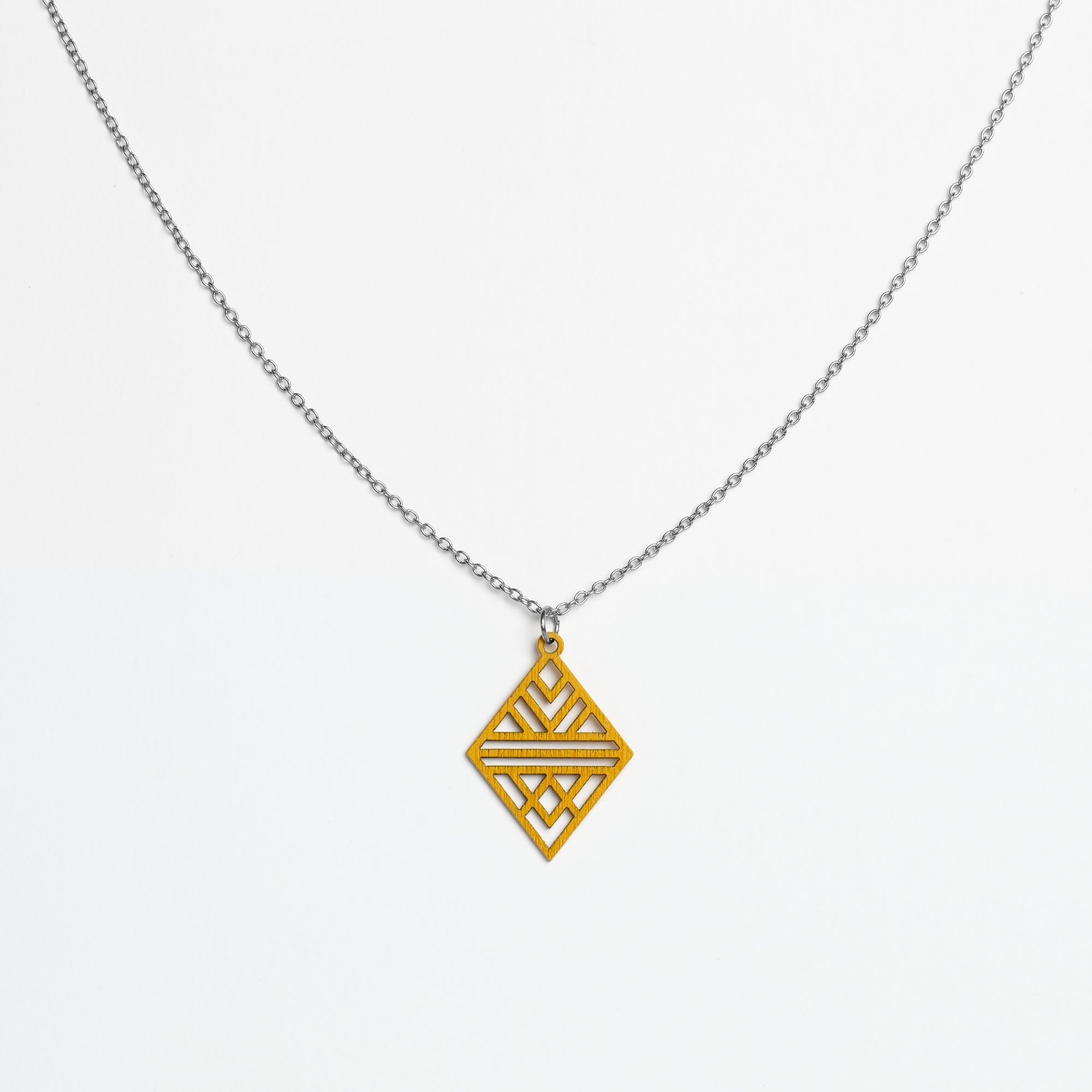 Halskette mit Holzanhänger - 'Tribal Echo'