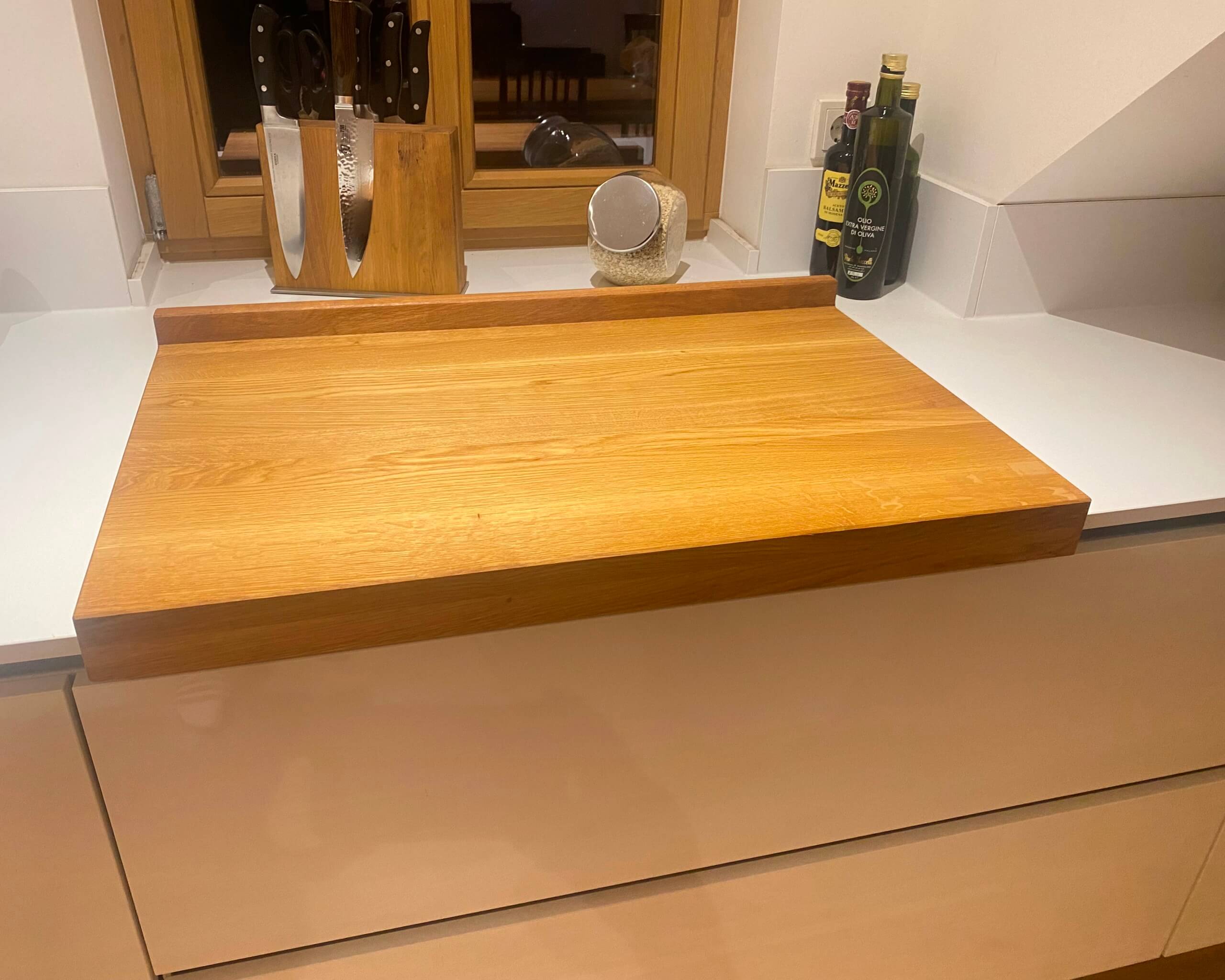 Eichenholz Backbrett / Arbeitsbrett in Handarbeit