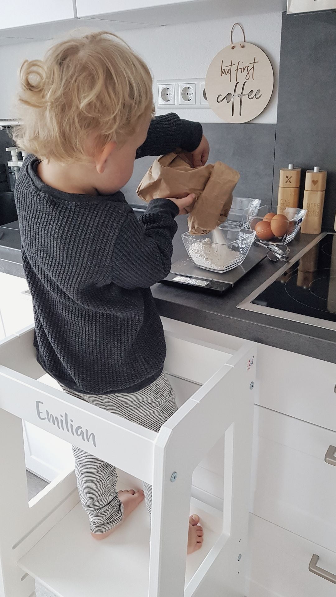 Lernturm Felix - Learning tower - Holz weiß | tiSsi® by Schmatzepuffer® "gratis personalisierbar"