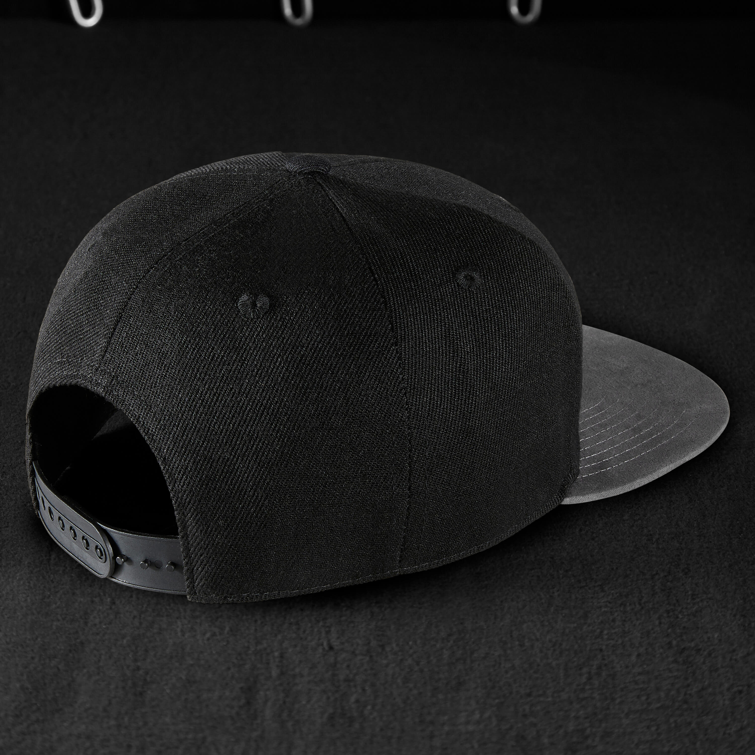 Snapback Cap - Black & Anthracite-Suede