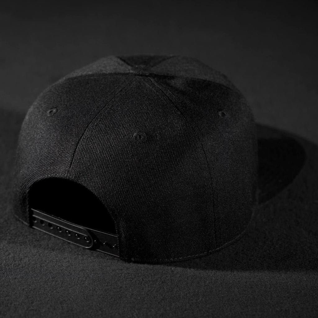 Snapback Cap - Black & Pink